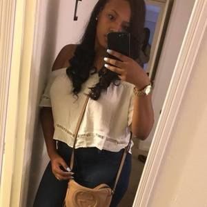 Meet your Posher, Brie